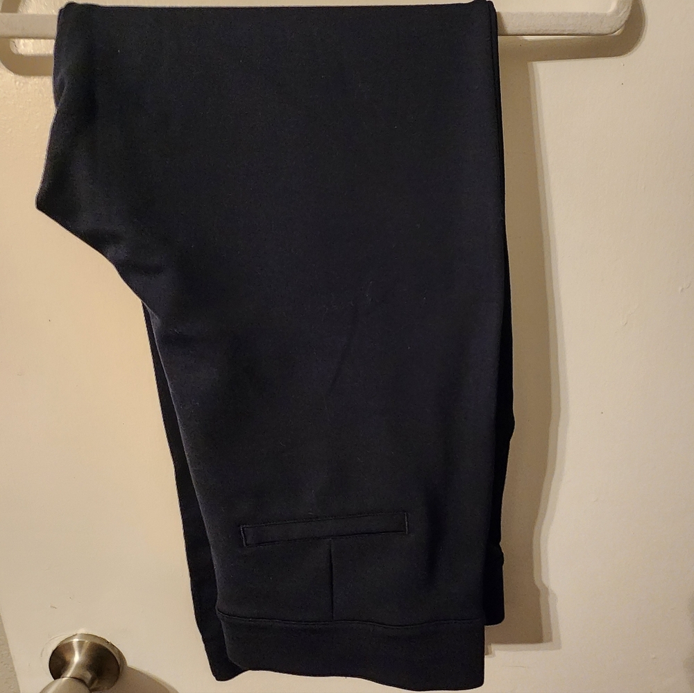 Felina Dark Navy Cropped Pants